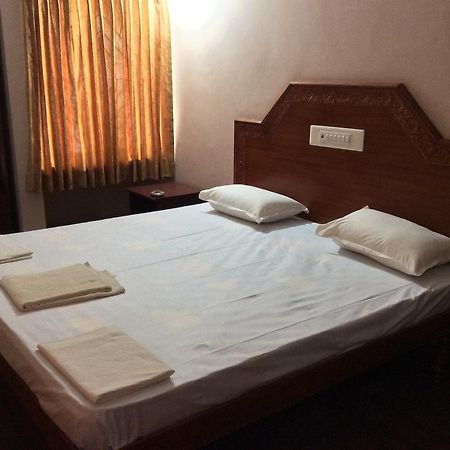 Dharapuram Sakthi Lodge חדר תמונה
